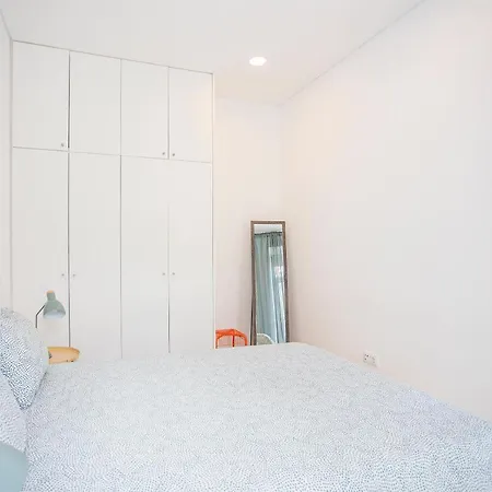 Charming Downtown - 4pp Wifi Tv Apartment